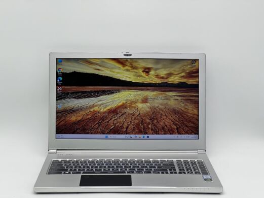 Мобильная рабочая станция Boxx GoBoxx MS-16K7 / 15.6" (1920x1080) TN / Intel Core i7-8850H (6 (12) ядер по 2.6 - 4.3 GHz) / 32 GB DDR4 / 480 GB SSD / nVidia Quadro P3200, 6 GB GDDR5, 192-bit / WebCam