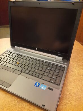 Мобильная рабочая станция HP EliteBook 8570w / 15.6" (1600x900) TN / Intel Core i7-3740QM (4 (8) ядра по 2.7 - 3.7 GHz) / 8 GB DDR3 / 500 GB HDD / nVidia Quadro K1000M, 2 GB DDR3, 128-bit / WebCam / DisplayPort
