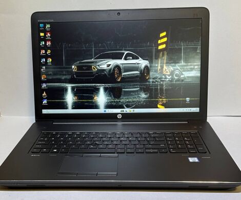 Мобильная рабочая станция HP zBook 17 G4 / 17.3" (1920x1080) IPS / Intel Xeon E3-1535M v6 (4 (8) ядра по 3.1 - 4.2 GHz) / 32 GB DDR4 / 500 GB SSD / nVidia Quadro P4000, 8 GB GDDR5, 256-bit / WebCam Мобильная рабочая станция HP zBook 17 G4 / 17.3" (1920x1080) IPS / Intel Xeon E3-1535M v6 (4 (8) ядра по 3.1 - 4.2 GHz) / 32 GB DDR4 / 500 GB SSD / nVidia Quadro P4000, 8 GB GDDR5, 256-bit / WebCam