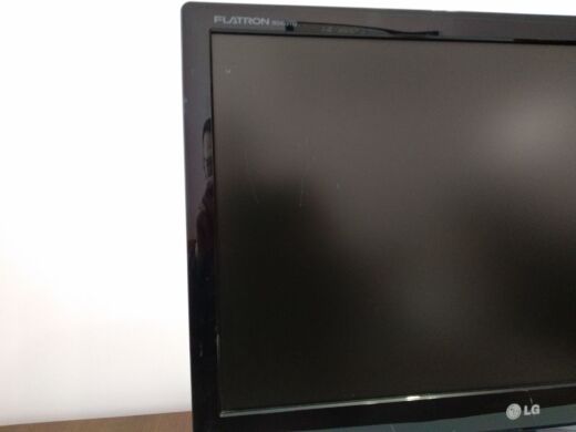 Монитор Б-класс LG Flatron W2453TQ / 24" (1920x1080) TN / VGA, DVI