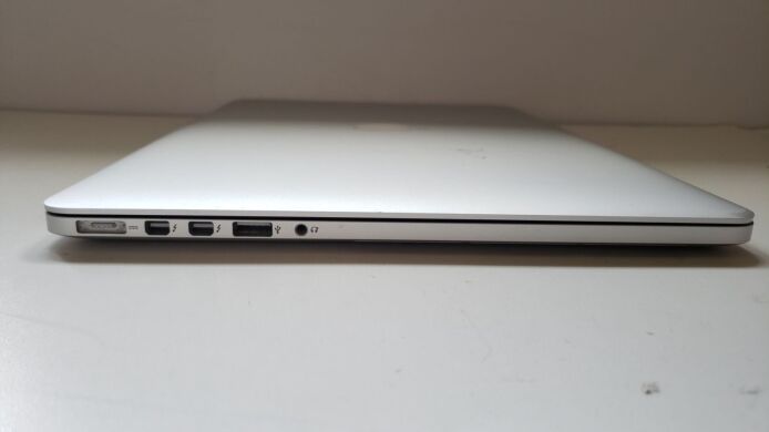 Ноутбук Apple A1398 MacBook Pro Retina 15 / 15.4" (2880x1800) IPS / Intel Core i7-4980HQ (4 (8) ядра по 2.8 - 4.0 GHz) / 16 GB DDR3 / 512 GB SSD M.2 / nVidia GeForce GT 750M, 2 GB GDDR5, 128-bit / WebCam / macOS