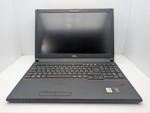 Ноутбук Fujitsu LifeBook E554 / 15.6" (1920x1080) IPS / Intel Core i5-4210M (2 (4) ядра по 2.6 - 3.2 GHz) / 8 GB DDR3 / 500 GB HDD / Intel HD Graphics 4600 / WebCam