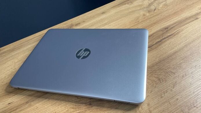 Ноутбук HP EliteBook 745 G4 / 14" (1920x1080) TN / AMD A12-8830B (4 ядра по 2.5 - 3.4 GHz) / 8 GB DDR4 / 256 GB SSD / AMD Radeon R7 Graphics / WebCam