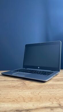 Ноутбук HP EliteBook 745 G4 / 14" (1920x1080) TN / AMD A12-8830B (4 ядра по 2.5 - 3.4 GHz) / 8 GB DDR4 / 256 GB SSD / AMD Radeon R7 Graphics / WebCam
