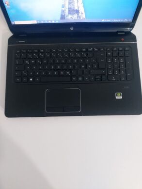 Ноутбук HP Envy dv7 / 17.3" (1600x900) TN / Intel Core i7-2620M (2 (4) ядра по 2.7 - 3.4 GHz) / 8 GB DDR3 / 120 GB SSD + 640 GB HDD / nVidia GeForce GT 630M, 2 GB GDDR5, 128-bit / WebCam