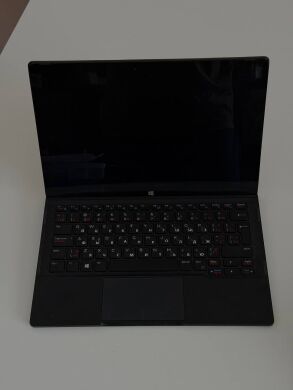 Планшет Б-класс Dell Latitude 7275 2-in-1 / 12.5" (3840x2160) IPS Touch / Intel Core m7-6Y75 (2 (4) ядра по 1.2 - 3.1 GHz) / 8 GB DDR3 / 128 GB SSD / Intel HD Graphics 515 / WebCam / Windows 10 