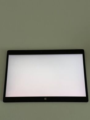 Планшет Б-класс Dell Latitude 7275 2-in-1 / 12.5" (3840x2160) IPS Touch / Intel Core m7-6Y75 (2 (4) ядра по 1.2 - 3.1 GHz) / 8 GB DDR3 / 128 GB SSD / Intel HD Graphics 515 / WebCam / Windows 10 