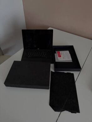 Планшет Б-класс Dell Latitude 7275 2-in-1 / 12.5" (3840x2160) IPS Touch / Intel Core m7-6Y75 (2 (4) ядра по 1.2 - 3.1 GHz) / 8 GB DDR3 / 128 GB SSD / Intel HD Graphics 515 / WebCam / Windows 10 
