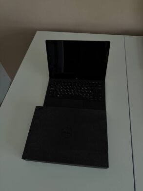 Планшет Б-класс Dell Latitude 7275 2-in-1 / 12.5" (3840x2160) IPS Touch / Intel Core m7-6Y75 (2 (4) ядра по 1.2 - 3.1 GHz) / 8 GB DDR3 / 128 GB SSD / Intel HD Graphics 515 / WebCam / Windows 10 