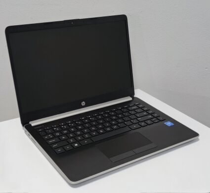 Ультрабук HP 14-df0018wm / 14" (1366x768) TN / Intel Celeron N4000 (2 ядра по 1.1 - 2.6 GHz) / 4 GB DDR4 / 64 GB eMMC / Intel UHD Graphics 600 / WebCam Ультрабук HP 14-df0018wm / 14" (1366x768) TN / Intel Celeron N4000 (2 ядра по 1.1 - 2.6 GHz) / 4 GB DDR4 / 64 GB eMMC / Intel UHD Graphics 600 / WebCam