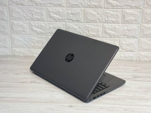 Ультрабук HP 250 G7 / 15.6" (1920x1080) TN / Intel Core i3-7020U (2 (4) ядра по 2.3 GHz) / 8 GB DDR4 / 128 GB SSD / nVidia GeForce MX110, 2 GB GDDR5, 64-bit / WebCam Ультрабук HP 250 G7 / 15.6" (1920x1080) TN / Intel Core i3-7020U (2 (4) ядра по 2.3 GHz) / 8 GB DDR4 / 128 GB SSD / nVidia GeForce MX110, 2 GB GDDR5, 64-bit / WebCam