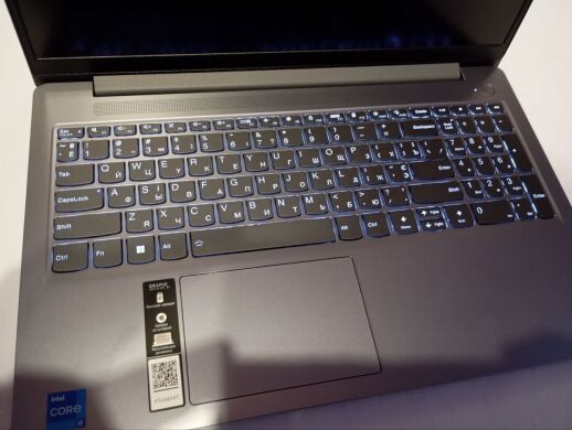 Ультрабук Lenovo IdeaPad Slim 3 15IAH8 / 15.6" (1920x1080) IPS / Intel Core i5-12450H (8 (12) ядра по 3.3 - 4.4 GHz) / 16 GB DDR5 / 512 GB SSD / Intel UHD Graphics / WebCam / Win 11