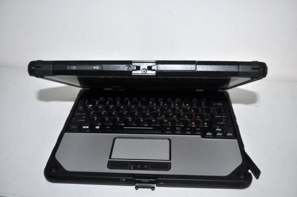 Защищенный нетбук-трансформер Б-класс Panasonic Toughbook CF-20 MK2 / 10.1" (1920x1200) IPS Touch / Intel Core m5-6Y57 (2 (4) ядра по 1.1 - 2.8 GHz) / 8 GB DDR3 / 256 GB SSD / Intel HD Graphics 615 / WebCam 2 MP + 8 MP / Windows 10 Pro Защищенный нетбук-трансформер Б-класс Panasonic Toughbook CF-20 MK2 / 10.1" (1920x1200) IPS Touch / Intel Core m5-6Y57 (2 (4) ядра по 1.1 - 2.8 GHz) / 8 GB DDR3 / 256 GB SSD / Intel HD Graphics 615 / WebCam 2 MP + 8 MP / Windows 10 Pro