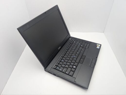 Ноутбук Dell Latitude E6400 / 14" (1280x800) TN / Intel Core 2 Duo P8700 (2 ядра по 2.53 GHz) / 4 GB DDR2 / 250 GB HDD / Intel GMA 4500MHD Graphics / DVD-ROM / АКБ не тримає Ноутбук Dell Latitude E6400 / 14" (1280x800) TN / Intel Core 2 Duo P8700 (2 ядра по 2.53 GHz) / 4 GB DDR2 / 250 GB HDD / Intel GMA 4500MHD Graphics / DVD-ROM / АКБ не тримає