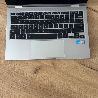 Ультрабук-трансформер Samsung NP930MBE-K05US / 13.3" (1920x1080) IPS Touch / Intel Core i7-8565U (4 (8) ядра по 1.8 - 4.6 GHz) / 16 GB DDR4 / 256 GB SSD / Intel UHD Graphics / WebCam