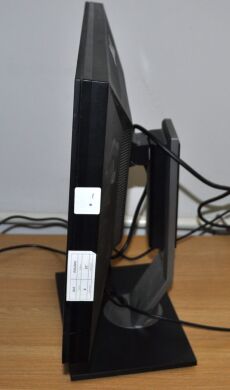 Монитор Б-класс Dell P2310Hc / 23" (1920x1080) TN / VGA, DVI, USB + Кабели (VGA, DVI, DisplayPort на выбор)&nbsp;и питания&nbsp;в комплекте