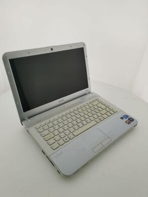 Ноутбук Sony Vaio VPCEB4S1E / 15.6" (1920x1080) TN / Intel Core i3-380M (2 (4) ядра по 2.53 GHz) / 4 GB DDR3 / 240 GB SSD / AMD Radeon HD 5450, 512 MB DDR2, 64-bit / WebCam / Win 10 Pro