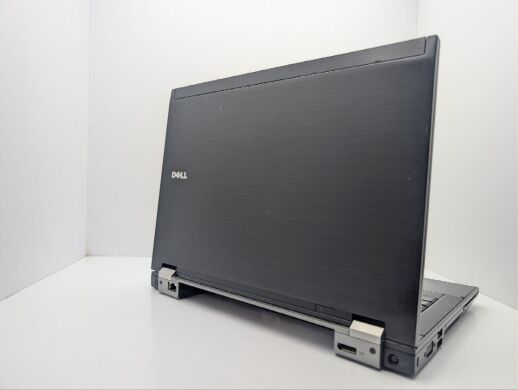 Ноутбук Dell Latitude E6400 / 14" (1280x800) TN / Intel Core 2 Duo P8700 (2 ядра по 2.53 GHz) / 4 GB DDR2 / 250 GB HDD / Intel GMA 4500MHD Graphics / DVD-ROM / АКБ не тримає Ноутбук Dell Latitude E6400 / 14" (1280x800) TN / Intel Core 2 Duo P8700 (2 ядра по 2.53 GHz) / 4 GB DDR2 / 250 GB HDD / Intel GMA 4500MHD Graphics / DVD-ROM / АКБ не тримає