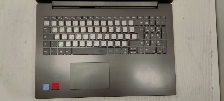 Игровой ноутбук Lenovo IdeaPad 320-15IKB / 15.6" (1920x1080) TN / Intel Core i5-7200U (2 (4) ядра по 2.5 - 3.1 GHz) / 8 GB DDR4 / 256 GB SSD / AMD Radeon 530, 2 GB GDDR5, 64-bit / WebCam