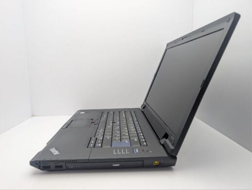 Ноутбук Lenovo ThinkPad SL510 / 15.6" (1366x768) TN / Intel Core 2 Duo T6670 (2 ядра по 2.2 GHz) / 6 GB DDR3 / 160 GB HDD / AMD Radeon HD 4570, 256 MB GDDR3, 64-bit / WebCam / DVD-ROM