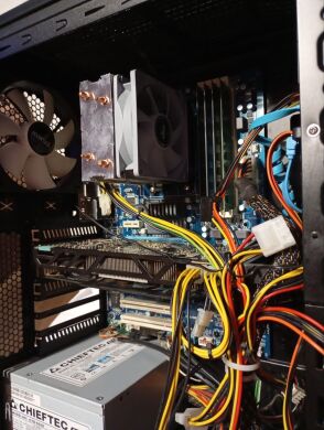 ПК Б-клас Zalman Z9 Tower / AMD Phenom II X4 965 BE (4 ядра по 3.4 GHz) / 16 GB DDR3 / 256 GB SSD + 1000 GB HDD / AMD Radeon R9 270X, 2 GB GDDR5, 256-bit / DVD-ROM / 500W