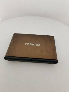 Нетбук Toshiba NB520-11U / 10.1" (1366x768) TN / Intel Atom N570 (2 (4) ядра по 1.66 GHz) / 2 GB DDR3 / 120 GB SSD / Intel GMA 3150 / WebCam / Win 10 Pro Нетбук Toshiba NB520-11U / 10.1" (1366x768) TN / Intel Atom N570 (2 (4) ядра по 1.66 GHz) / 2 GB DDR3 / 120 GB SSD / Intel GMA 3150 / WebCam / Win 10 Pro
