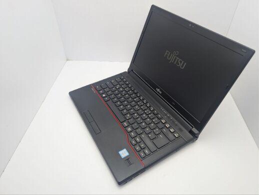 Ноутбук Fujitsu LifeBook E546 / 14" (1366x768) TN / Intel Core i5-6200U (2 (4) ядра по 2.3 - 2.8 GHz) / 8 GB DDR4 / 500 GB HDD / Intel HD Graphics 520 / WebCam