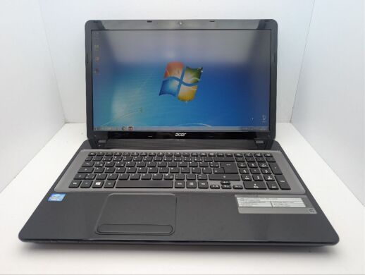 Ноутбук Acer TravelMate P273 / 17.3" (1600x900) TN / Intel Core i3-3120M (2 (4) ядра по 2.5 GHz) / 6 GB DDR3 / 750 GB HDD / Intel HD Graphics 4000 / WebCam