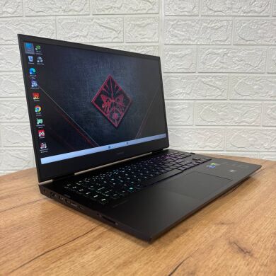Игровой ноутбук HP Omen 17-ck1020nr / 17.3" (2560x1440) IPS / Intel Core i7-12700H (14 (20) ядер по 2.3 - 4.7 GHz) / 16 GB DDR5 / 1000 GB SSD / nVidia GeForce RTX 3070 Ti, 8 GB GDDR6, 256-bit / WebCam Игровой ноутбук HP Omen 17-ck1020nr / 17.3" (2560x1440) IPS / Intel Core i7-12700H (14 (20) ядер по 2.3 - 4.7 GHz) / 16 GB DDR5 / 1000 GB SSD / nVidia GeForce RTX 3070 Ti, 8 GB GDDR6, 256-bit / WebCam