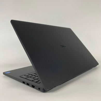 Ультрабук Dell Pro 16 PC16250 / 16" (1920x1200) IPS / Intel Core 3 100U (6 (8) ядер по 1.2 - 4.7 GHz) / 8 GB DDR5 / 256 GB SSD / Intel Graphics / WebCam / HDMI
