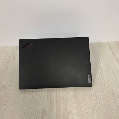 Ультрабук Б-клас Lenovo ThinkPad X1 Carbon Gen 9 / 14" (1920x1200) IPS / Intel Core i7-1165G7 (4 (8) ядра по 2.8 - 4.7 GHz) / 16 GB DDR4 / 512 GB SSD NVMe / Intel Iris Xe Graphics / WebCam Ультрабук Б-клас Lenovo ThinkPad X1 Carbon Gen 9 / 14" (1920x1200) IPS / Intel Core i7-1165G7 (4 (8) ядра по 2.8 - 4.7 GHz) / 16 GB DDR4 / 512 GB SSD NVMe / Intel Iris Xe Graphics / WebCam