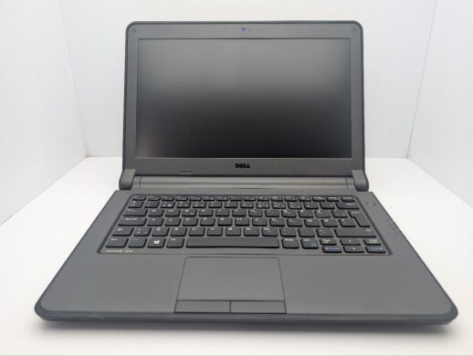 Ноутбук Dell Latitude 3350 / 13.3" (1366x768) TN / Intel Core i3-5005U (2 (4) ядра по 2.0 GHz) / 8 GB DDR3 / 120 GB SSD / Intel HD Graphics 5500 / WebCam