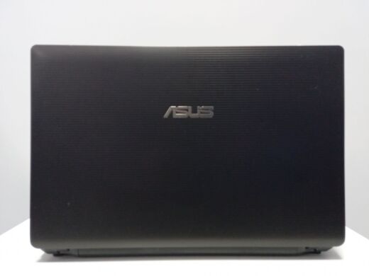 Ноутбук Asus K53BU / 15.6" (1366x768) TN / AMD E-450 (2 ядра по  1.65 GHz) /  6 GB DDR3 / 400 GB HDD / AMD Radeon HD 6320 Graphics  / WebCam 