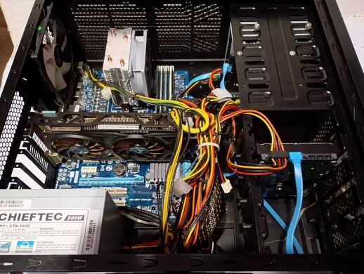 ПК Б-клас Zalman Z9 Tower / AMD Phenom II X4 965 BE (4 ядра по 3.4 GHz) / 16 GB DDR3 / 256 GB SSD + 1000 GB HDD / AMD Radeon R9 270X, 2 GB GDDR5, 256-bit / DVD-ROM / 500W