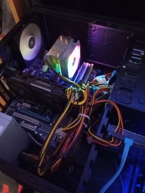 ПК Б-клас Zalman Z9 Tower / AMD Phenom II X4 965 BE (4 ядра по 3.4 GHz) / 16 GB DDR3 / 256 GB SSD + 1000 GB HDD / AMD Radeon R9 270X, 2 GB GDDR5, 256-bit / DVD-ROM / 500W