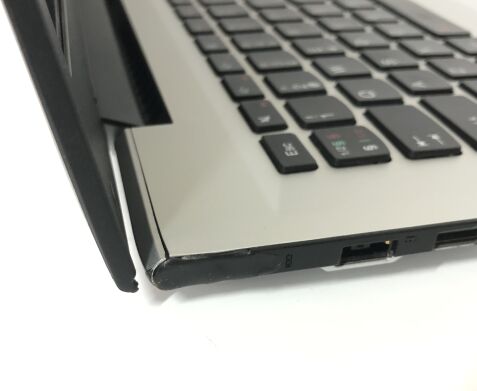 Ультрабук Б-клас Lenovo IdeaPad U41-70 / 14" (1920x1080) TN / Intel Core i5-5200U (2 (4) ядра по 2.2 - 2.7 GHz) / 8 GB DDR3 / 256 GB SSD / Intel HD Graphics 5500 / WebCam / Win 10 Home