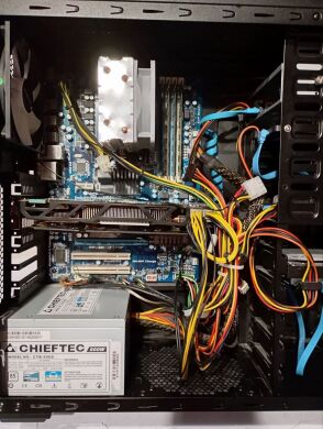 ПК Б-клас Zalman Z9 Tower / AMD Phenom II X4 965 BE (4 ядра по 3.4 GHz) / 16 GB DDR3 / 256 GB SSD + 1000 GB HDD / AMD Radeon R9 270X, 2 GB GDDR5, 256-bit / DVD-ROM / 500W