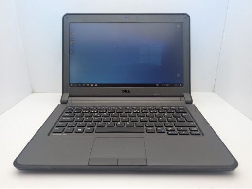 Ноутбук Dell Latitude 3350 / 13.3" (1366x768) TN / Intel Core i3-5005U (2 (4) ядра по 2.0 GHz) / 8 GB DDR3 / 120 GB SSD / Intel HD Graphics 5500 / WebCam