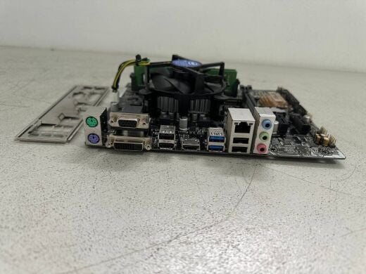 Комплект: материнская плата Asus H110M-A/M.2 / Intel Core i3-6100 (2 (4) ядра по 3.7 GHz) / Intel HD Graphics 530 / Socket LGA1151 / Кулер BOX