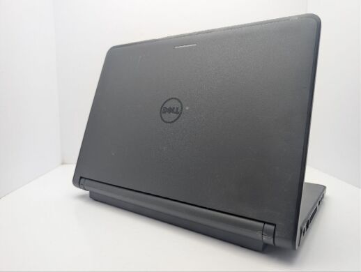 Ноутбук Dell Latitude 3350 / 13.3" (1366x768) TN / Intel Core i3-5005U (2 (4) ядра по 2.0 GHz) / 8 GB DDR3 / 120 GB SSD / Intel HD Graphics 5500 / WebCam