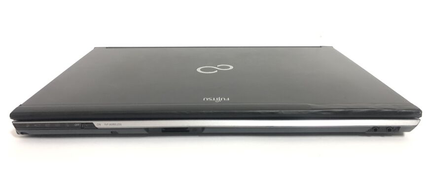 Мобильная рабочая станция Б-класс Fujitsu Celsius H720 / 15.6" (1920x1080) TN / Intel Core i7-3720QM (4 (8) ядра по 2.6 - 3.6 GHz) / 8 GB DDR3 / 256 GB SSD + 500 GB HDD / nVidia Quadro K1000M, 2 GB GDDR5, 128-bit / WebCam / DVD-ROM Мобильная рабочая станция Б-класс Fujitsu Celsius H720 / 15.6" (1920x1080) TN / Intel Core i7-3720QM (4 (8) ядра по 2.6 - 3.6 GHz) / 8 GB DDR3 / 256 GB SSD + 500 GB HDD / nVidia Quadro K1000M, 2 GB GDDR5, 128-bit / WebCam / DVD-ROM