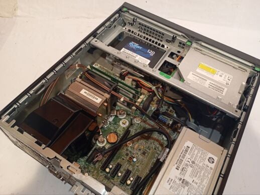 Комплект ПК: HP ProDesk 600 G1 SFF / Intel Core i5-4670 (4 ядра по 3.4 - 3.8 GHz) / 8 GB DDR3 / 120 GB SSD / Intel HD Graphics 4600 / DVD-RW + Монітор Dell Professional P2213t / 22" (1680x1050) TN / 1x DP, 1x DVI, 1x VGA, 3x USB 2.0