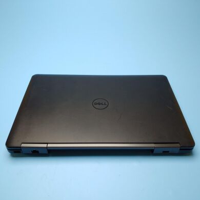 Ігровий ноутбук Dell Latitude E5540 / 15.6" (1920x1080) TN / Intel Core i7-4600U (2 (4) ядра по 2.1 - 3.3 GHz) / 8 GB DDR3 / 240 GB SSD / nVidia GeForce GT 720M, 2 GB DDR3, 64-bit / WebCam / Win 10 Pro