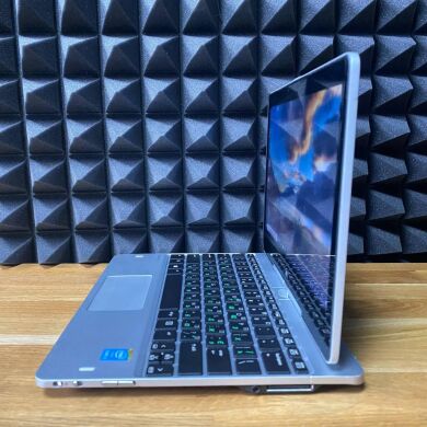 Нетбук-трансформер Б-клас HP EliteBook Revolve 810 G3 / 11.6" (1366x768) IPS Touch / Intel Core i5-5200U (2 (4) ядра по 2.2 - 2.7 GHz) / 12 GB DDR3 / 256 GB SSD / Intel HD Graphics 5500 / WebCam Нетбук-трансформер Б-клас HP EliteBook Revolve 810 G3 / 11.6" (1366x768) IPS Touch / Intel Core i5-5200U (2 (4) ядра по 2.2 - 2.7 GHz) / 12 GB DDR3 / 256 GB SSD / Intel HD Graphics 5500 / WebCam