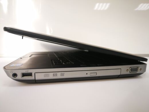 Dell Latitude E5430 / 14" (1366х768) / Intel Core i5-3340M (2(4)ядра по 2.7 - 3.4 GHz) / 8 GB DDR3 / New 240 GB SSD / USB 3.0, Webcam, HDMI, VGA
