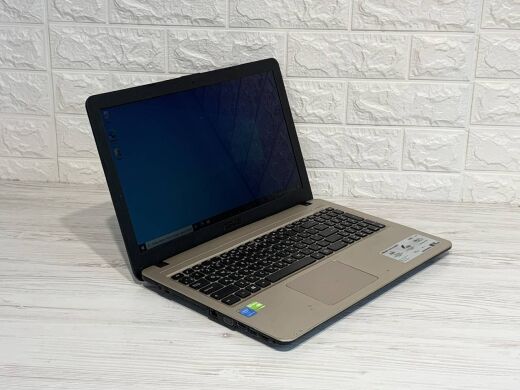 Ультрабук Asus VivoBook X540L / 15.6" (1366x768) TN / Intel Core i3-4005U (2 (4) ядра по 1.7 GHz) / 8 GB DDR3 / 500 GB HDD / nVidia GeForce 920M, 2 GB DDR3, 64-bit / WebCam / DVD-ROM