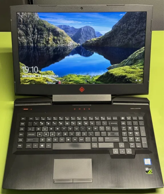 Ігровий ноутбук HP Omen 17 / 17.3" (1920x1080) IPS / Intel Core i7-8750H (6 (12) ядер по 2.2 - 4.1 GHz) / 16 GB DDR4 / 128 GB SSD+1000 GB HDD / nVidia GeForce GTX 1060, 6 GB GDDR5, 192-bit / WebCam