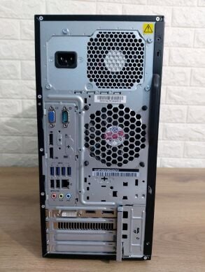 Комплект: Lenovo ThinkCentre M800 Tower / Intel Core i5-6600K (4 ядра по 3.5 - 3.9 GHz) / 16 GB DDR4 / 512 GB SSD + 500 GB HDD / AMD Radeon RX 550, 4 GB GDDR5, 128-bit / DVD-ROM + Монітор LG 24MB37PM-B / 24" (1920x1080) IPS Комплект: Lenovo ThinkCentre M800 Tower / Intel Core i5-6600K (4 ядра по 3.5 - 3.9 GHz) / 16 GB DDR4 / 512 GB SSD + 500 GB HDD / AMD Radeon RX 550, 4 GB GDDR5, 128-bit / DVD-ROM + Монітор LG 24MB37PM-B / 24" (1920x1080) IPS