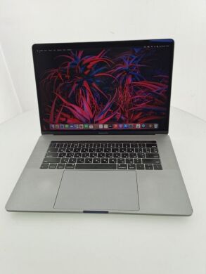 Ноутбук Apple MacBook Pro A1990 (2018 year) / 15.4" (2880x1800) IPS / Intel Core  i9-8950HK (6 (12) ядер по 2.9 - 4.8 GHz) / 16 GB DDR4 / 500 GB SSD / AMD Radeon Pro 555X, 4 GB GDDR5, 128-bit / WebCam 