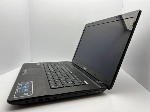 Ноутбук ASUS K73BY / 17.3" (1600x900) TN / AMD E-450 (2 ядра по 1.66 GHz) / 4 GB DDR3 / 80 GB SSD + 500 GB HDD / AMD Radeon HD 7400M, 1 GB GDDR3, 64-bit / WebCam